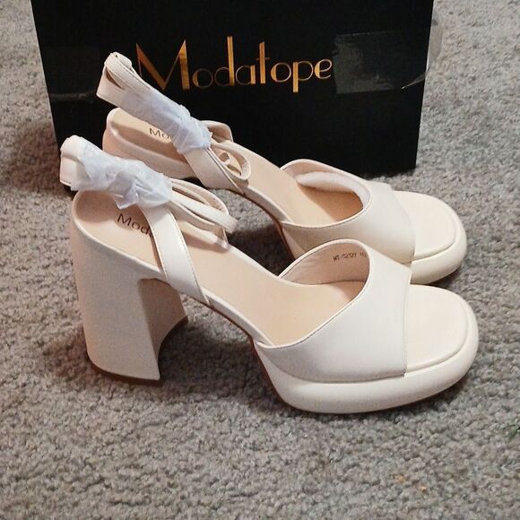 Modatope Chunky Heel, Platform Open Round Toe Ankle Strap off White Sz 10 NWT - Picture 5 of 9